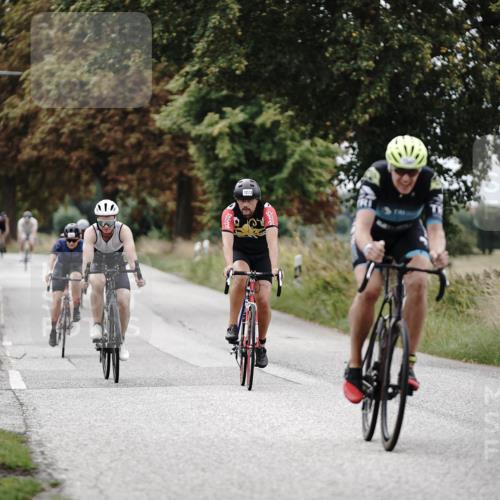 30.08.2026 - Elbe Triathlon Hamburg Michael Burmester http://msf.ph/oto/10074655 30.08.2026 10:51:12 Radfahren 943, 988, 1100, 1273, 1305, 1347 meine-sportfotos.de