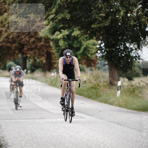 30.08.2026 - Elbe Triathlon Hamburg Michael Burmester http://msf.ph/oto/10074670 30.08.2026 10:51:23 Radfahren 1015, 1113, 1272, 1277 meine-sportfotos.de