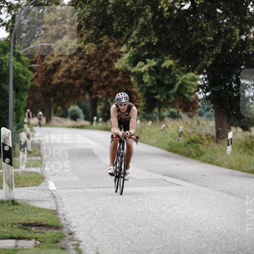 30.08.2026 - Elbe Triathlon Hamburg Michael Burmester http://msf.ph/oto/10074678 30.08.2026 10:51:26 Radfahren 1113, 1272, 1277 meine-sportfotos.de