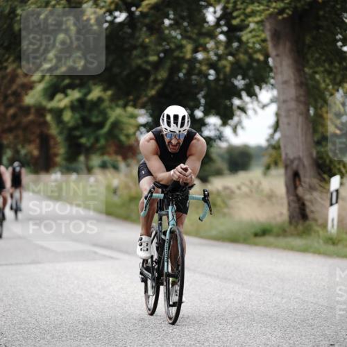 30.08.2026 - Elbe Triathlon Hamburg Michael Burmester http://msf.ph/oto/10074683 30.08.2026 10:51:38 Radfahren 759, 1094, 1108, 1271 meine-sportfotos.de
