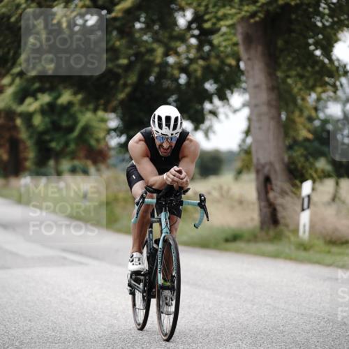 30.08.2026 - Elbe Triathlon Hamburg Michael Burmester http://msf.ph/oto/10074684 30.08.2026 10:51:38 Radfahren 759, 1094, 1108, 1271 meine-sportfotos.de