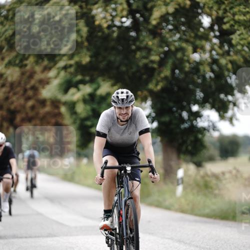30.08.2026 - Elbe Triathlon Hamburg Michael Burmester http://msf.ph/oto/10074691 30.08.2026 10:51:43 Radfahren 1094, 1103, 1108, 1271, 1354 meine-sportfotos.de