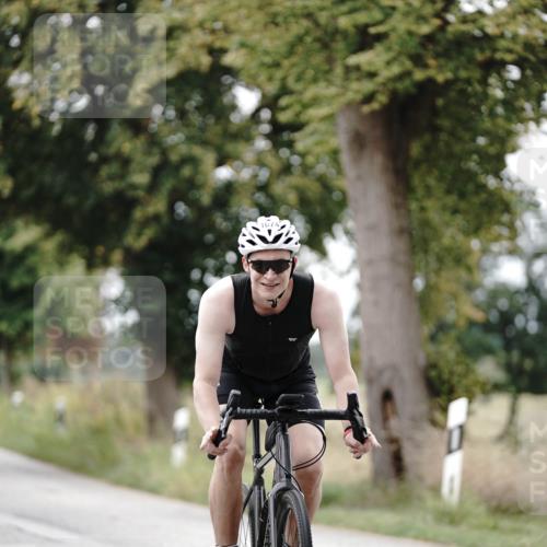 30.08.2026 - Elbe Triathlon Hamburg Michael Burmester http://msf.ph/oto/10074726 30.08.2026 10:52:05 Radfahren 947, 1074, 1242, 1310, 1325 meine-sportfotos.de