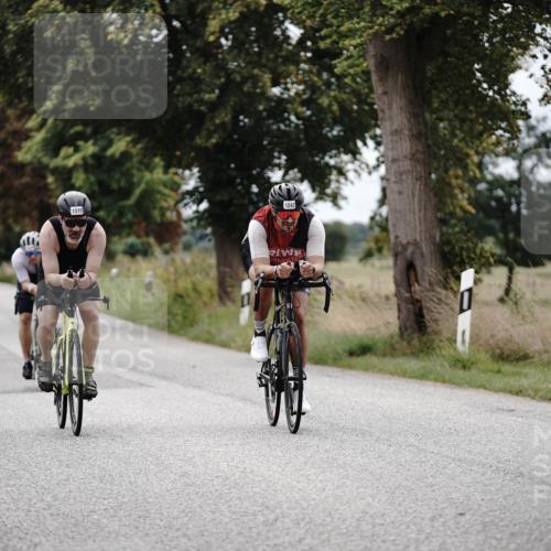 30.08.2026 - Elbe Triathlon Hamburg Michael Burmester http://msf.ph/oto/10074730 30.08.2026 10:52:10 Radfahren 947, 1242, 1258, 1278, 1287, 1310, 1311, 1325 meine-sportfotos.de
