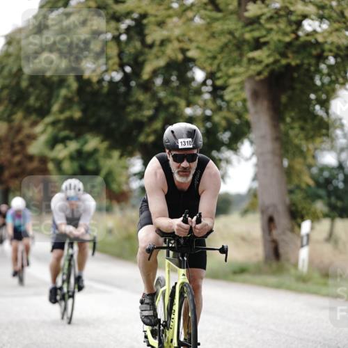 30.08.2026 - Elbe Triathlon Hamburg Michael Burmester http://msf.ph/oto/10074732 30.08.2026 10:52:11 Radfahren 947, 1242, 1258, 1278, 1287, 1310, 1311, 1325 meine-sportfotos.de