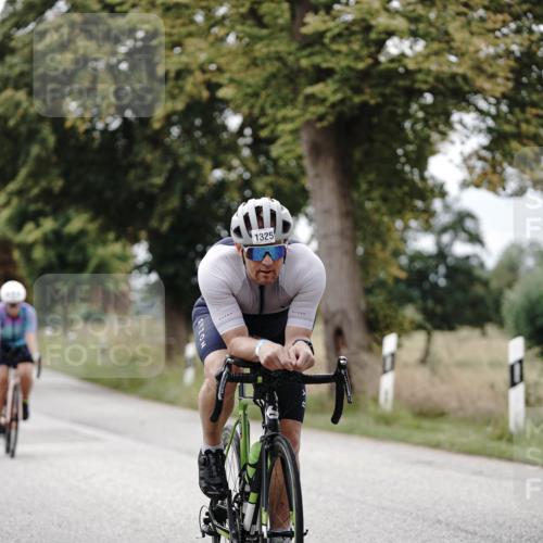 30.08.2026 - Elbe Triathlon Hamburg Michael Burmester http://msf.ph/oto/10074735 30.08.2026 10:52:11 Radfahren 947, 1242, 1258, 1278, 1287, 1310, 1311, 1325 meine-sportfotos.de