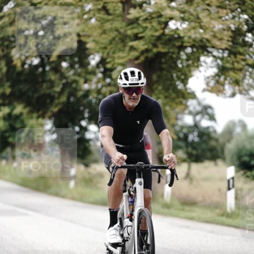 30.08.2026 - Elbe Triathlon Hamburg Michael Burmester http://msf.ph/oto/10074744 30.08.2026 10:52:16 Radfahren 1247, 1258, 1278, 1287, 1311 meine-sportfotos.de