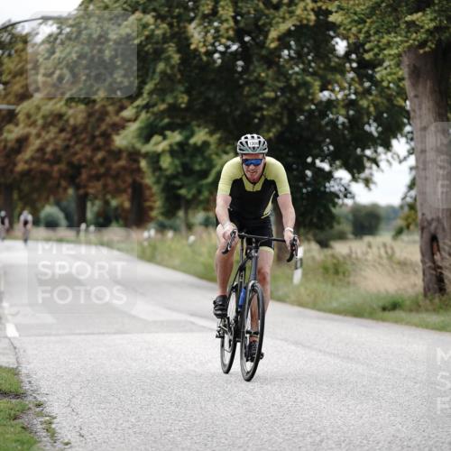 30.08.2026 - Elbe Triathlon Hamburg Michael Burmester http://msf.ph/oto/10074766 30.08.2026 10:52:29 Radfahren 1068, 1268, 1300 meine-sportfotos.de