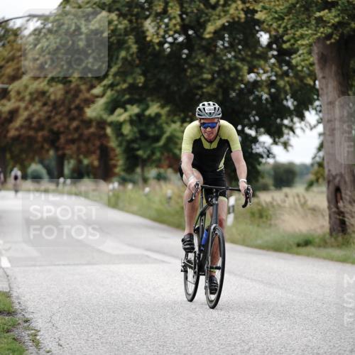 30.08.2026 - Elbe Triathlon Hamburg Michael Burmester http://msf.ph/oto/10074767 30.08.2026 10:52:29 Radfahren 1068, 1268, 1300 meine-sportfotos.de