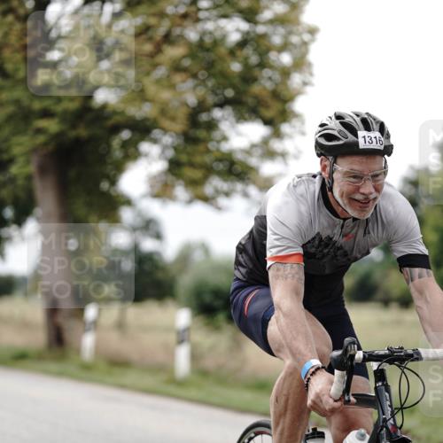 30.08.2026 - Elbe Triathlon Hamburg Michael Burmester http://msf.ph/oto/10074771 30.08.2026 10:52:39 Radfahren 1096, 1257, 1316 meine-sportfotos.de