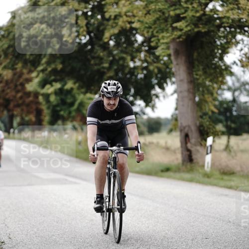 30.08.2026 - Elbe Triathlon Hamburg Michael Burmester http://msf.ph/oto/10074772 30.08.2026 10:52:41 Radfahren 1096, 1257, 1316 meine-sportfotos.de
