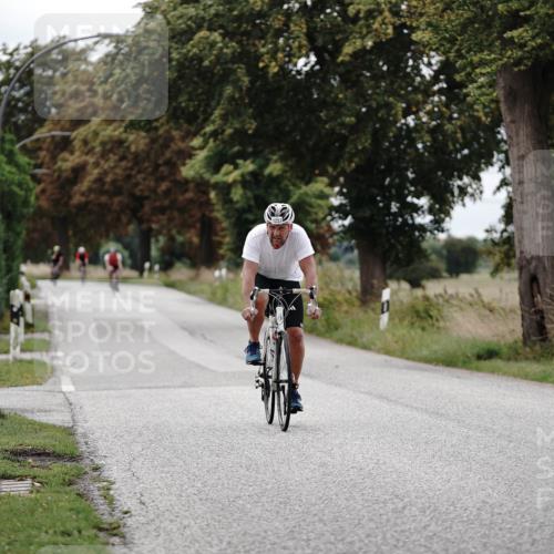 30.08.2026 - Elbe Triathlon Hamburg Michael Burmester http://msf.ph/oto/10074776 30.08.2026 10:52:43 Radfahren 1096, 1257 meine-sportfotos.de