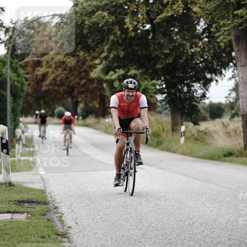30.08.2026 - Elbe Triathlon Hamburg Michael Burmester http://msf.ph/oto/10074779 30.08.2026 10:52:51 Radfahren 1119, 1253, 1299 meine-sportfotos.de