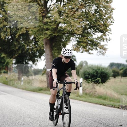 30.08.2026 - Elbe Triathlon Hamburg Michael Burmester http://msf.ph/oto/10074799 30.08.2026 10:53:06 Radfahren 813, 921, 1115 meine-sportfotos.de