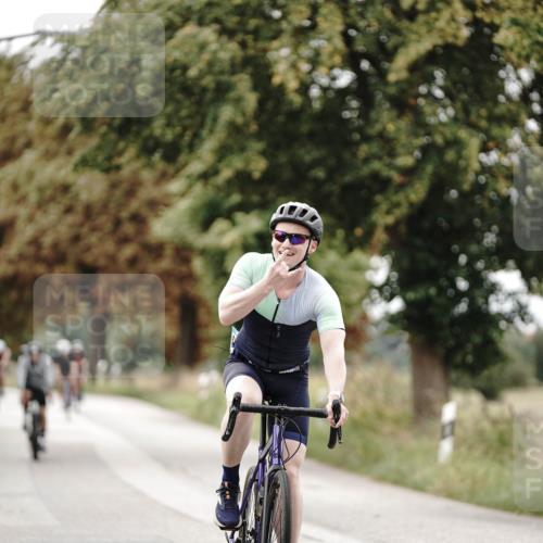 30.08.2026 - Elbe Triathlon Hamburg Michael Burmester http://msf.ph/oto/10074803 30.08.2026 10:53:09 Radfahren 455, 813, 1092, 1115, 1225, 1345 meine-sportfotos.de