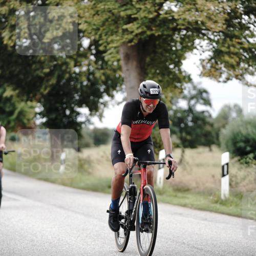 30.08.2026 - Elbe Triathlon Hamburg Michael Burmester http://msf.ph/oto/10074816 30.08.2026 10:53:16 Radfahren 455, 893, 1092, 1225, 1245, 1345, 1442 meine-sportfotos.de