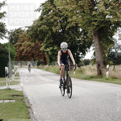 30.08.2026 - Elbe Triathlon Hamburg Michael Burmester http://msf.ph/oto/10074838 30.08.2026 10:53:28 Radfahren 962, 998, 1079, 1210, 1265, 1306 meine-sportfotos.de