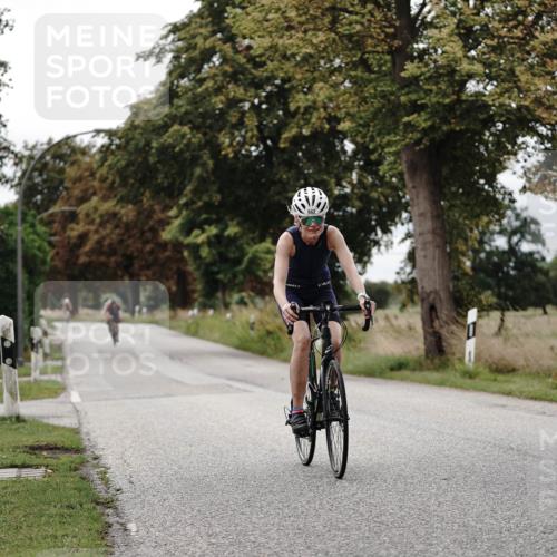 30.08.2026 - Elbe Triathlon Hamburg Michael Burmester http://msf.ph/oto/10074841 30.08.2026 10:53:29 Radfahren 962, 998, 1079, 1265, 1306 meine-sportfotos.de