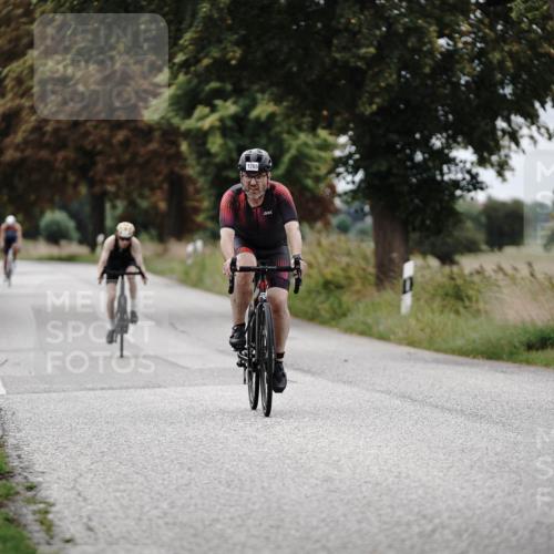 30.08.2026 - Elbe Triathlon Hamburg Michael Burmester http://msf.ph/oto/10074842 30.08.2026 10:53:33 Radfahren 1079, 1265, 1435, 1438 meine-sportfotos.de
