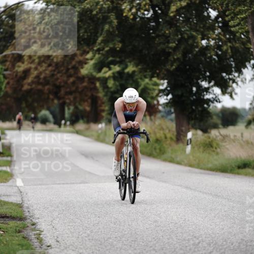 30.08.2026 - Elbe Triathlon Hamburg Michael Burmester http://msf.ph/oto/10074852 30.08.2026 10:53:41 Radfahren 1435, 1438 meine-sportfotos.de
