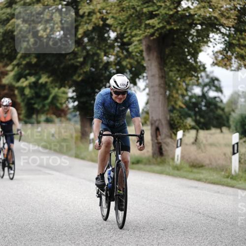 30.08.2026 - Elbe Triathlon Hamburg Michael Burmester http://msf.ph/oto/10074854 30.08.2026 10:53:55 Radfahren 1175, 1326, 1338 meine-sportfotos.de