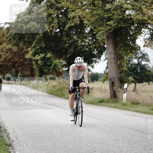 30.08.2026 - Elbe Triathlon Hamburg Michael Burmester http://msf.ph/oto/10074862 30.08.2026 10:54:05 Radfahren 1023, 1296 meine-sportfotos.de