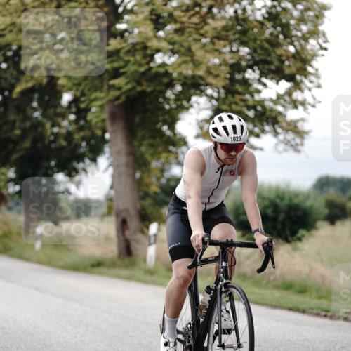 30.08.2026 - Elbe Triathlon Hamburg Michael Burmester http://msf.ph/oto/10074864 30.08.2026 10:54:06 Radfahren 1023, 1296 meine-sportfotos.de