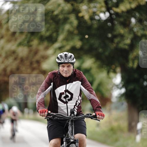30.08.2026 - Elbe Triathlon Hamburg Michael Burmester http://msf.ph/oto/10074888 30.08.2026 10:54:42 Radfahren 993, 1194, 1282, 1446 meine-sportfotos.de