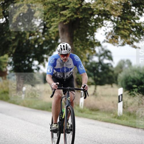30.08.2026 - Elbe Triathlon Hamburg Michael Burmester http://msf.ph/oto/10074909 30.08.2026 10:55:01 Radfahren 1181, 1336, 1350 meine-sportfotos.de