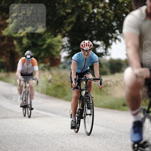 30.08.2026 - Elbe Triathlon Hamburg Michael Burmester http://msf.ph/oto/10074920 30.08.2026 10:55:12 Radfahren 978, 1016, 1095, 1219, 1292 meine-sportfotos.de