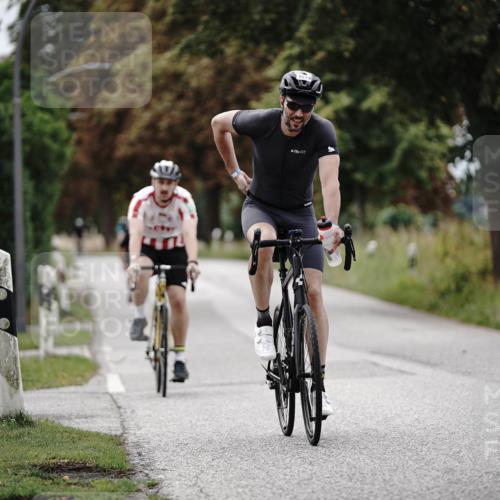 30.08.2026 - Elbe Triathlon Hamburg Michael Burmester http://msf.ph/oto/10074942 30.08.2026 10:55:29 Radfahren 1018, 1198, 1238, 1270, 1274, 1440 meine-sportfotos.de