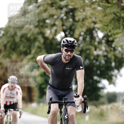 30.08.2026 - Elbe Triathlon Hamburg Michael Burmester http://msf.ph/oto/10074943 30.08.2026 10:55:29 Radfahren 1018, 1198, 1238, 1270, 1274, 1440 meine-sportfotos.de