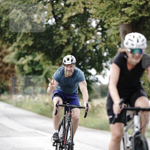 30.08.2026 - Elbe Triathlon Hamburg Michael Burmester http://msf.ph/oto/10074979 30.08.2026 10:56:23 Radfahren 938, 1248, 1294, 1439 meine-sportfotos.de
