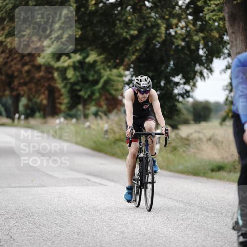 30.08.2026 - Elbe Triathlon Hamburg Michael Burmester http://msf.ph/oto/10074984 30.08.2026 10:56:28 Radfahren 1294, 1439, 1447, 1452 meine-sportfotos.de