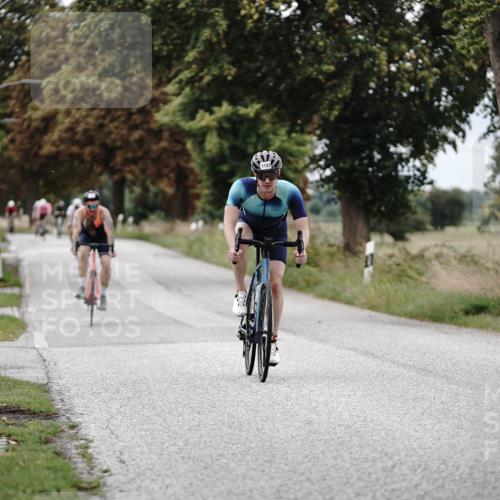 30.08.2026 - Elbe Triathlon Hamburg Michael Burmester http://msf.ph/oto/10074996 30.08.2026 10:56:53 Radfahren 942, 1026, 1126, 1193, 1281 meine-sportfotos.de