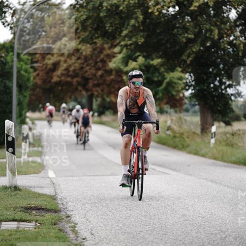30.08.2026 - Elbe Triathlon Hamburg Michael Burmester http://msf.ph/oto/10075001 30.08.2026 10:56:55 Radfahren 942, 1026, 1144, 1193, 1281, 1314 meine-sportfotos.de
