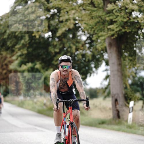 30.08.2026 - Elbe Triathlon Hamburg Michael Burmester http://msf.ph/oto/10075002 30.08.2026 10:56:56 Radfahren 942, 1026, 1144, 1193, 1281, 1314 meine-sportfotos.de