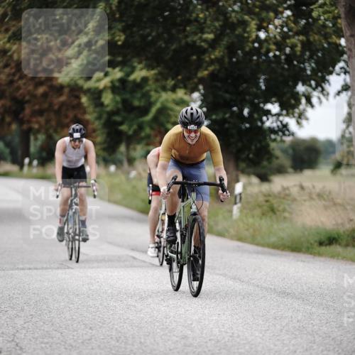 30.08.2026 - Elbe Triathlon Hamburg Michael Burmester http://msf.ph/oto/10075023 30.08.2026 10:57:08 Radfahren 1151, 1178, 1284, 1444 meine-sportfotos.de