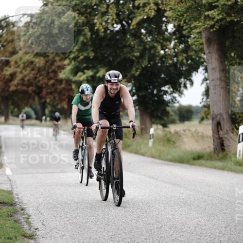 30.08.2026 - Elbe Triathlon Hamburg Michael Burmester http://msf.ph/oto/10075040 30.08.2026 10:57:33 Radfahren 1081, 1150, 1250, 1262, 1343, 1375 meine-sportfotos.de