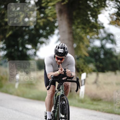 30.08.2026 - Elbe Triathlon Hamburg Michael Burmester http://msf.ph/oto/10075052 30.08.2026 10:57:41 Radfahren 1150, 1183, 1375 meine-sportfotos.de
