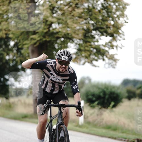 30.08.2026 - Elbe Triathlon Hamburg Michael Burmester http://msf.ph/oto/10075058 30.08.2026 10:57:47 Radfahren 1170, 1183 meine-sportfotos.de