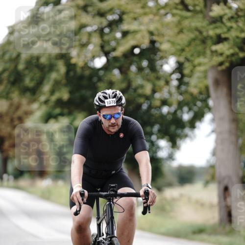 30.08.2026 - Elbe Triathlon Hamburg Michael Burmester http://msf.ph/oto/10075065 30.08.2026 10:57:58 Radfahren 1078, 1371, 1385 meine-sportfotos.de