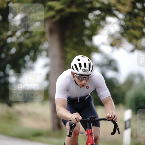 30.08.2026 - Elbe Triathlon Hamburg Michael Burmester http://msf.ph/oto/10075071 30.08.2026 10:58:01 Radfahren 1371, 1385, 1456 meine-sportfotos.de