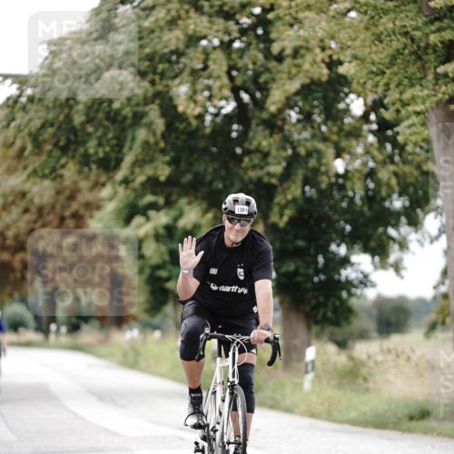 30.08.2026 - Elbe Triathlon Hamburg Michael Burmester http://msf.ph/oto/10075104 30.08.2026 10:59:06 Radfahren 1203, 1290, 1301 meine-sportfotos.de