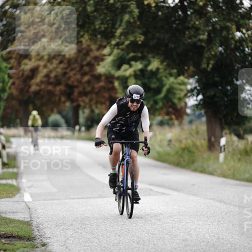 30.08.2026 - Elbe Triathlon Hamburg Michael Burmester http://msf.ph/oto/10075118 30.08.2026 10:59:18 Radfahren 1217, 1291, 1384 meine-sportfotos.de