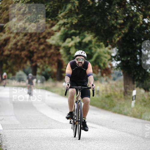 30.08.2026 - Elbe Triathlon Hamburg Michael Burmester http://msf.ph/oto/10075143 30.08.2026 10:59:39 Radfahren 1050, 1180 meine-sportfotos.de
