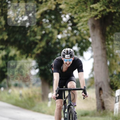 30.08.2026 - Elbe Triathlon Hamburg Michael Burmester http://msf.ph/oto/10075151 30.08.2026 10:59:45 Radfahren 1159, 1180, 1184, 1228, 1449 meine-sportfotos.de