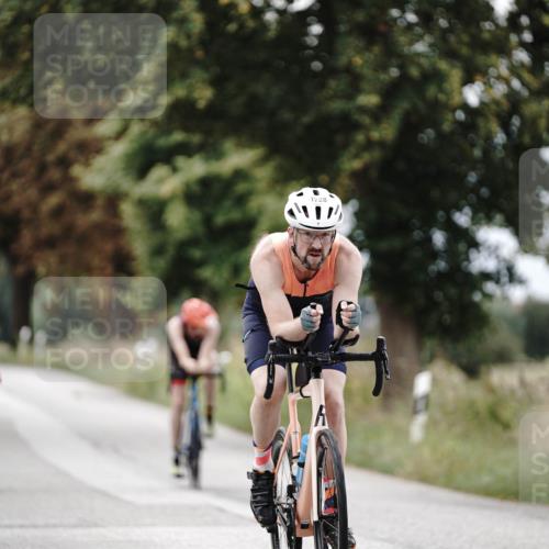 30.08.2026 - Elbe Triathlon Hamburg Michael Burmester http://msf.ph/oto/10075155 30.08.2026 10:59:49 Radfahren 1034, 1090, 1159, 1184, 1228, 1331, 1449 meine-sportfotos.de