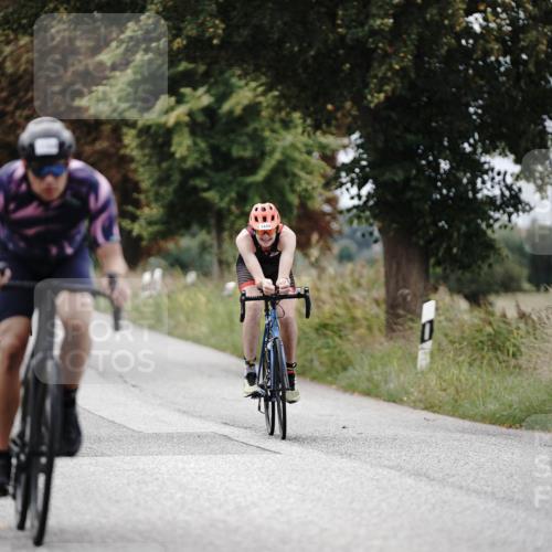 30.08.2026 - Elbe Triathlon Hamburg Michael Burmester http://msf.ph/oto/10075157 30.08.2026 10:59:50 Radfahren 1034, 1090, 1159, 1184, 1228, 1331, 1449 meine-sportfotos.de