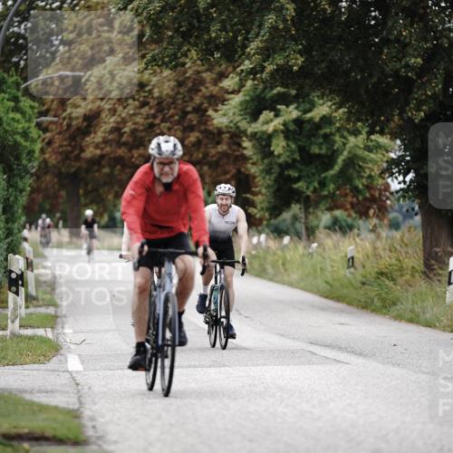 30.08.2026 - Elbe Triathlon Hamburg Michael Burmester http://msf.ph/oto/10075162 30.08.2026 10:59:53 Radfahren 1034, 1090, 1184, 1331, 1449 meine-sportfotos.de
